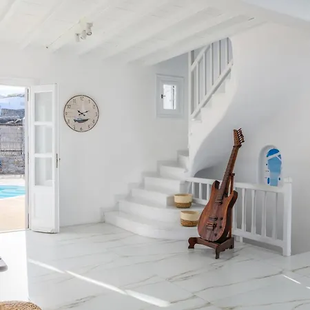 Aquileria Seaview Pool - Seven Bedrooms *