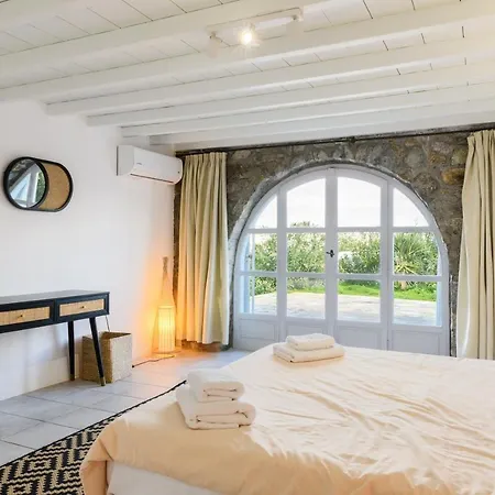 Aquileria Seaview Pool - Seven Bedrooms * Mykonos Town