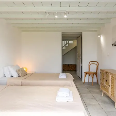 Aquileria Seaview Pool - Seven Bedrooms * Mykonos Town