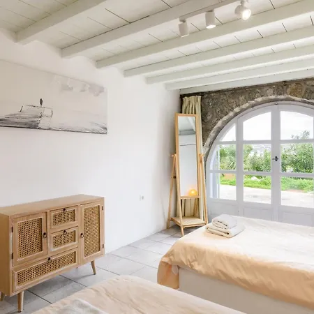 Aquileria Seaview Pool - Seven Bedrooms Villa Mykonos Town