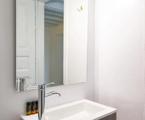 Aquileria Seaview Pool - Seven Bedrooms וילה