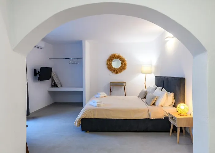 Aquileria Seaview Pool - Seven Bedrooms Βίλα