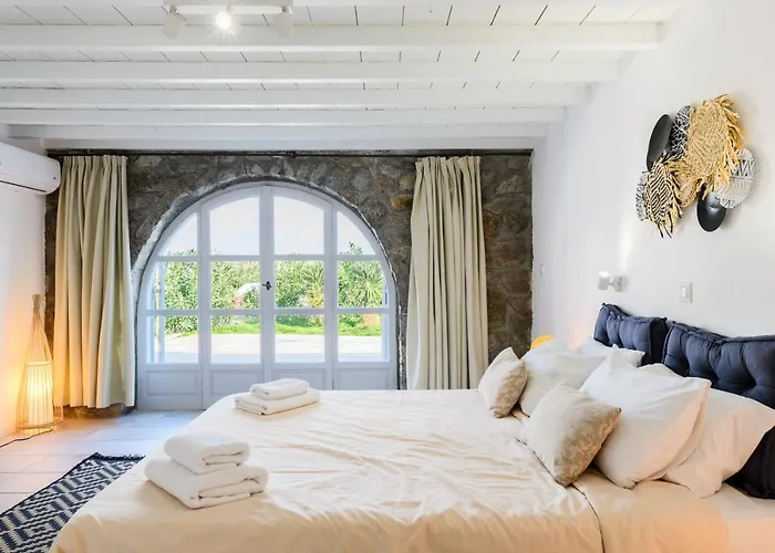 Aquileria Seaview Pool - Seven Bedrooms וילה