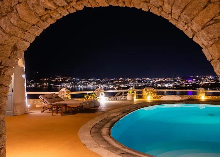 Villa Aquileria Seaview Pool - Seven Bedrooms